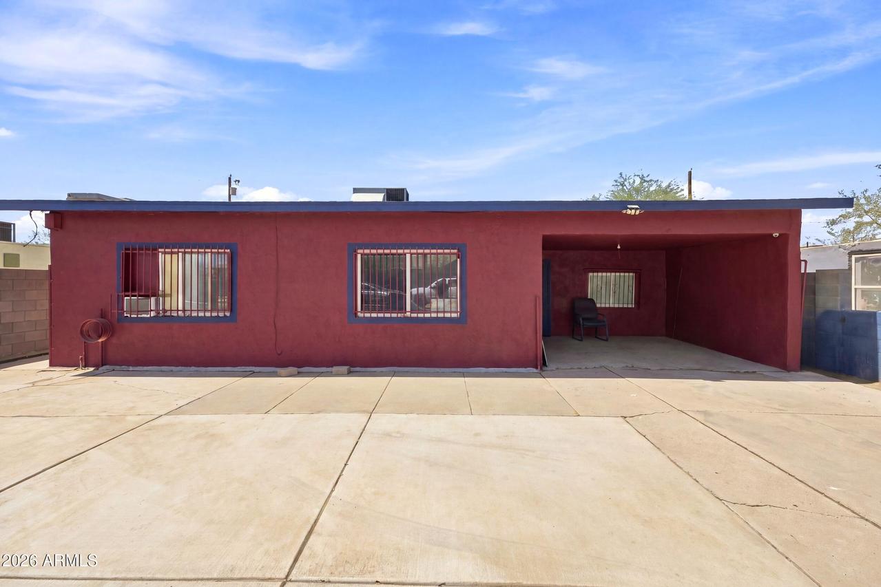 902 S 30th Dr., Phoenix, AZ 85009