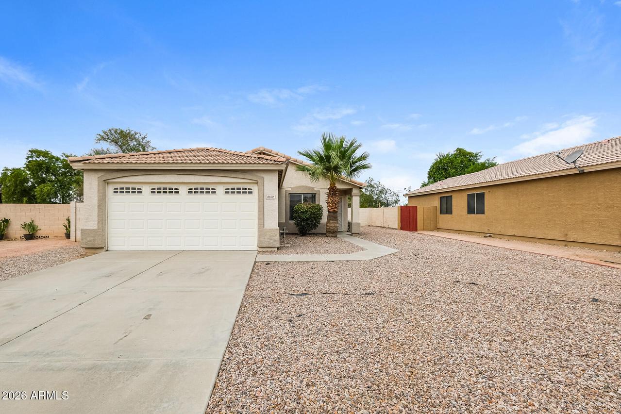 8152 N 88th Ln., Peoria, AZ 85345