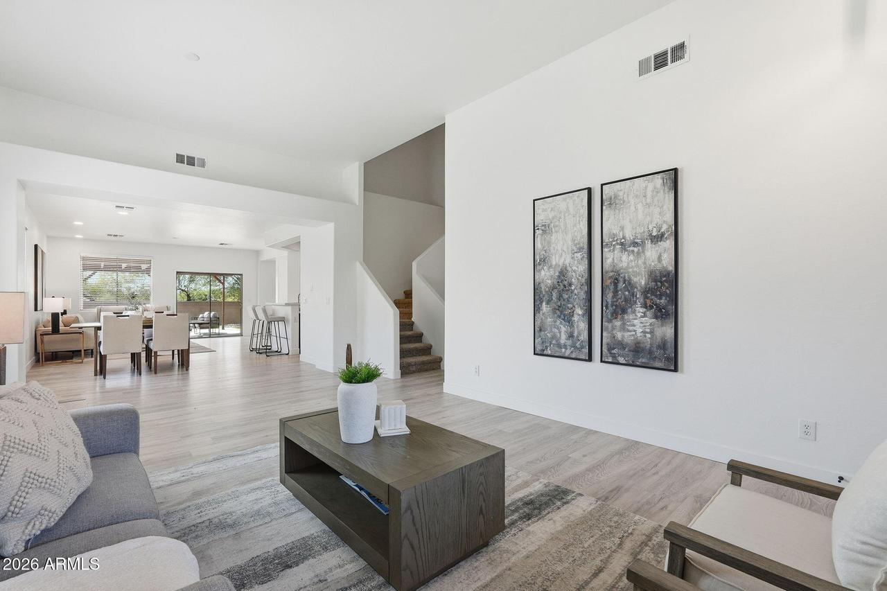 39930 N Messner Way, Anthem, AZ 85086
