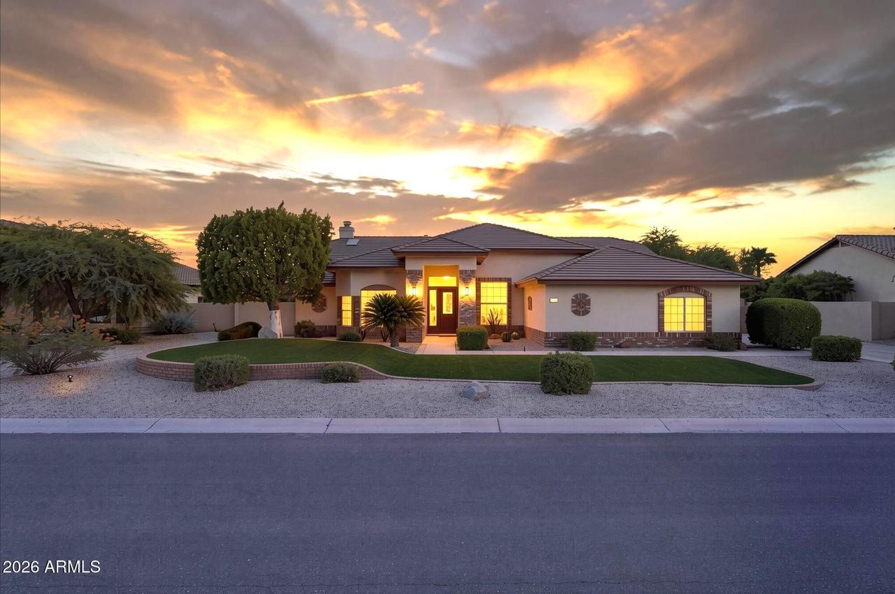 4637 W Misty Willow Ln., Glendale, AZ 85310