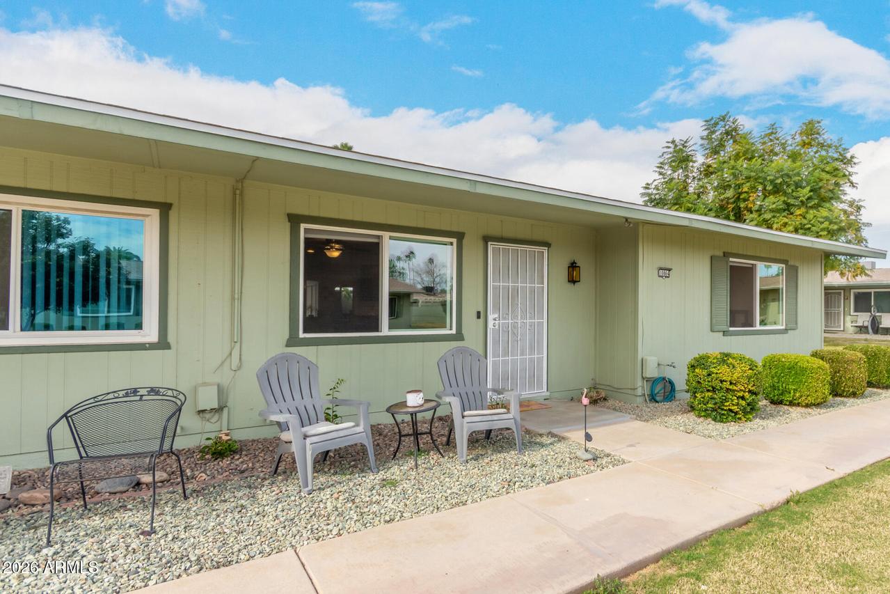 10864 W Santa Fe Dr., Sun City, AZ 85351