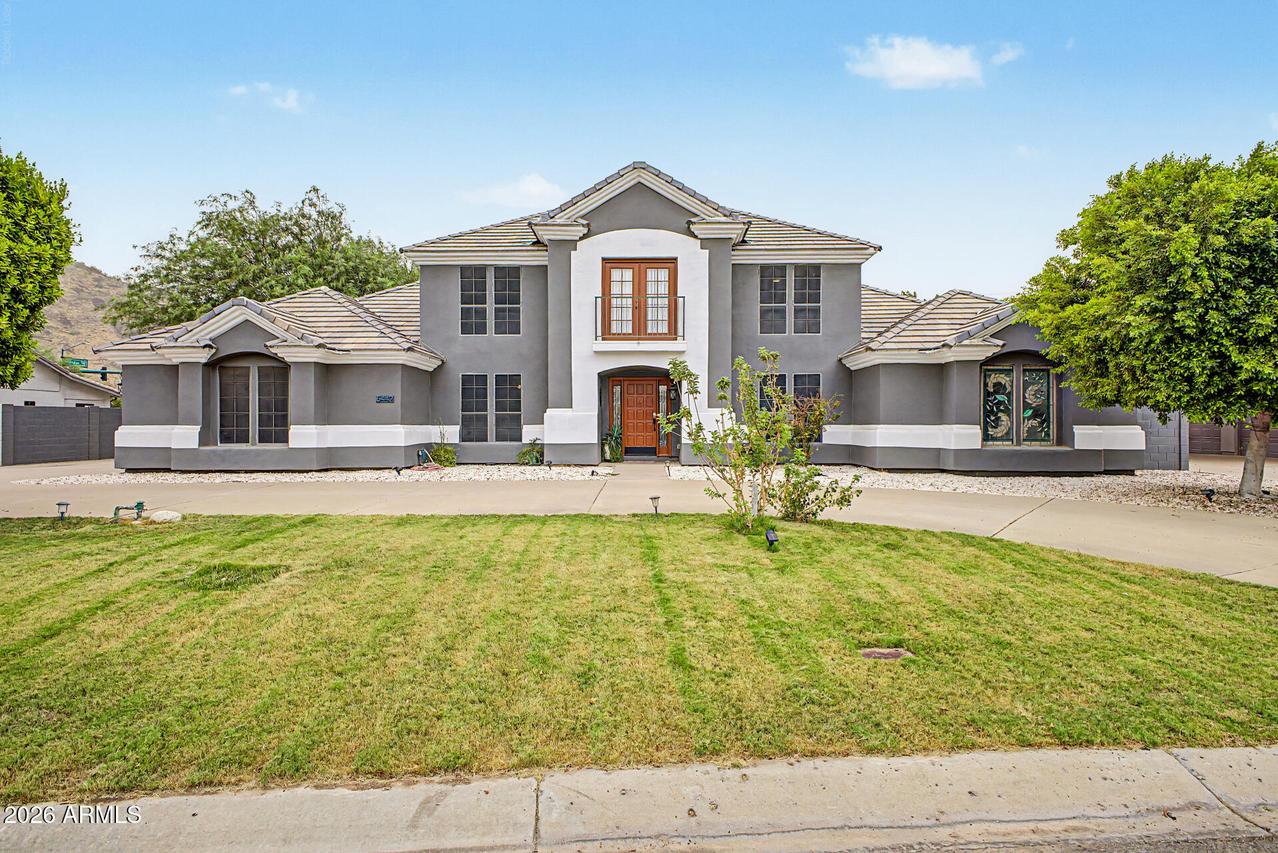 5442 W Fallen Leaf Ln., Glendale, AZ 85310