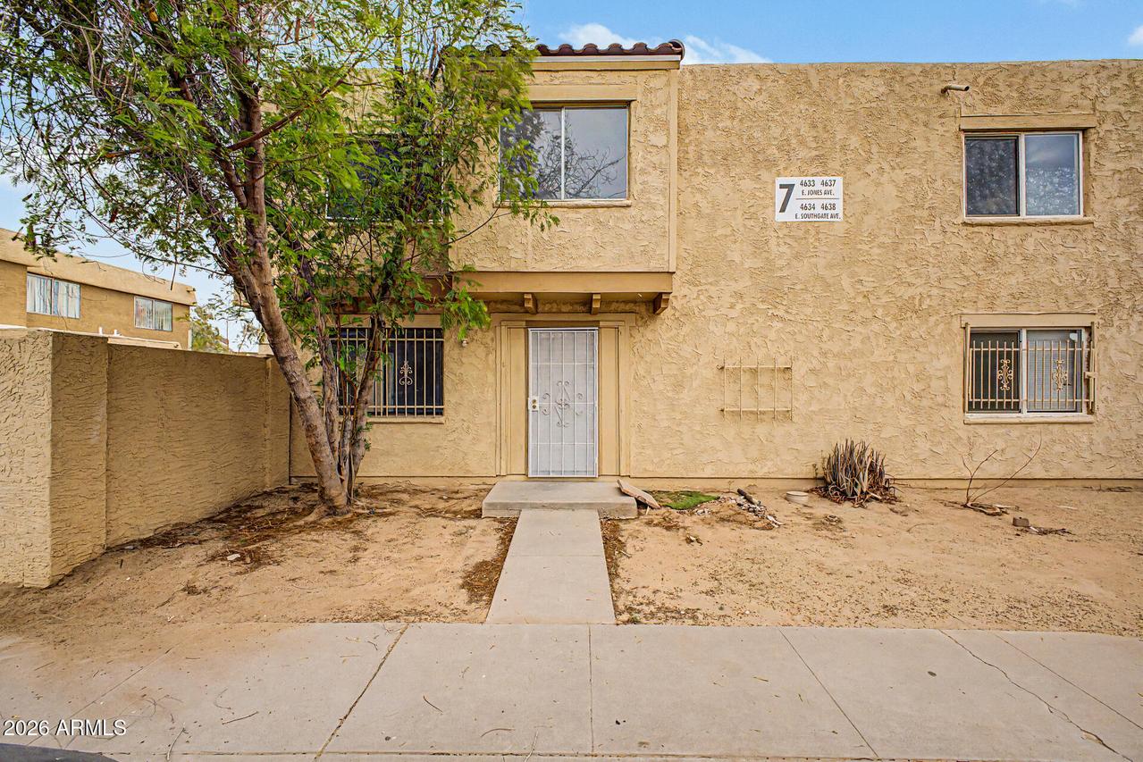 4634 E Southgate Ave., Phoenix, AZ 85040