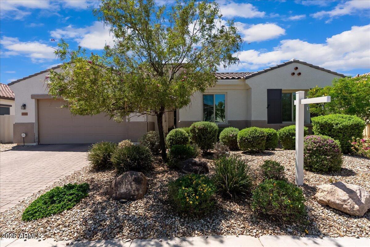 15737 W Wilshire Dr., Goodyear, AZ 85395