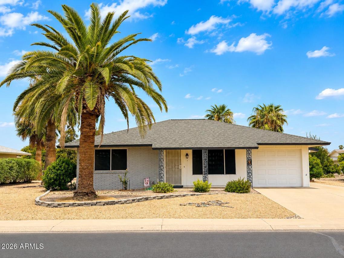 18621 N 104th Dr., Sun City, AZ 85373