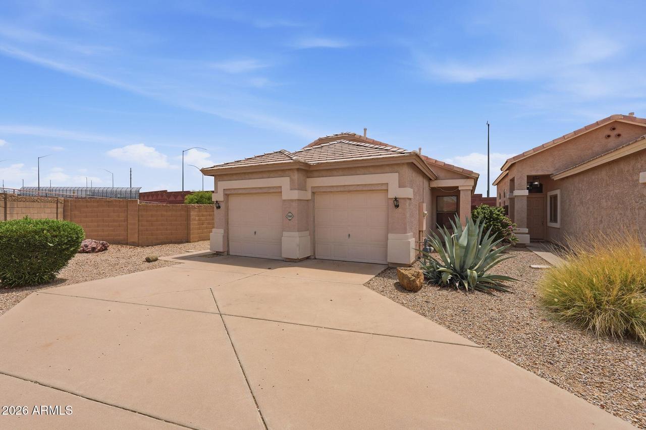7265 E Knoll St., Mesa, AZ 85207