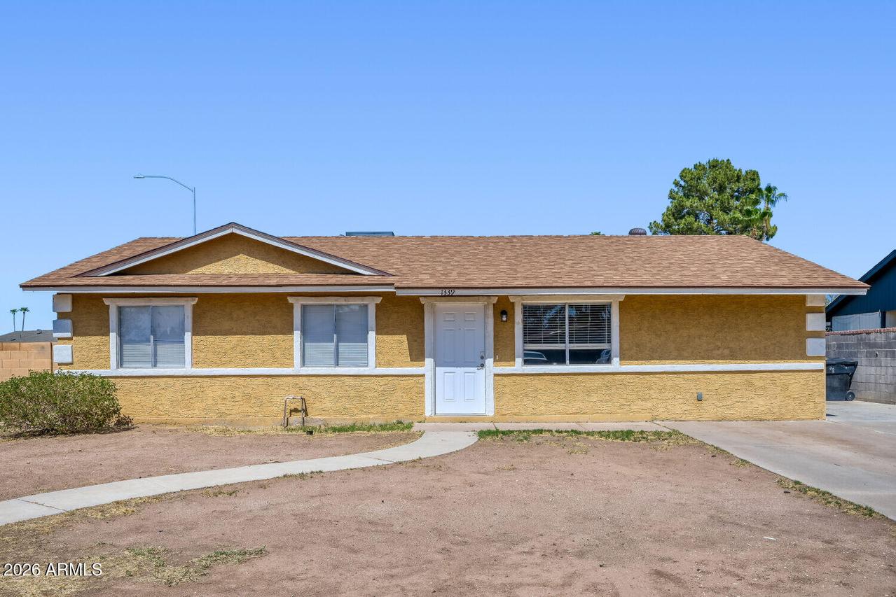 1339 N Hillcrest Cir., Mesa, AZ 85201