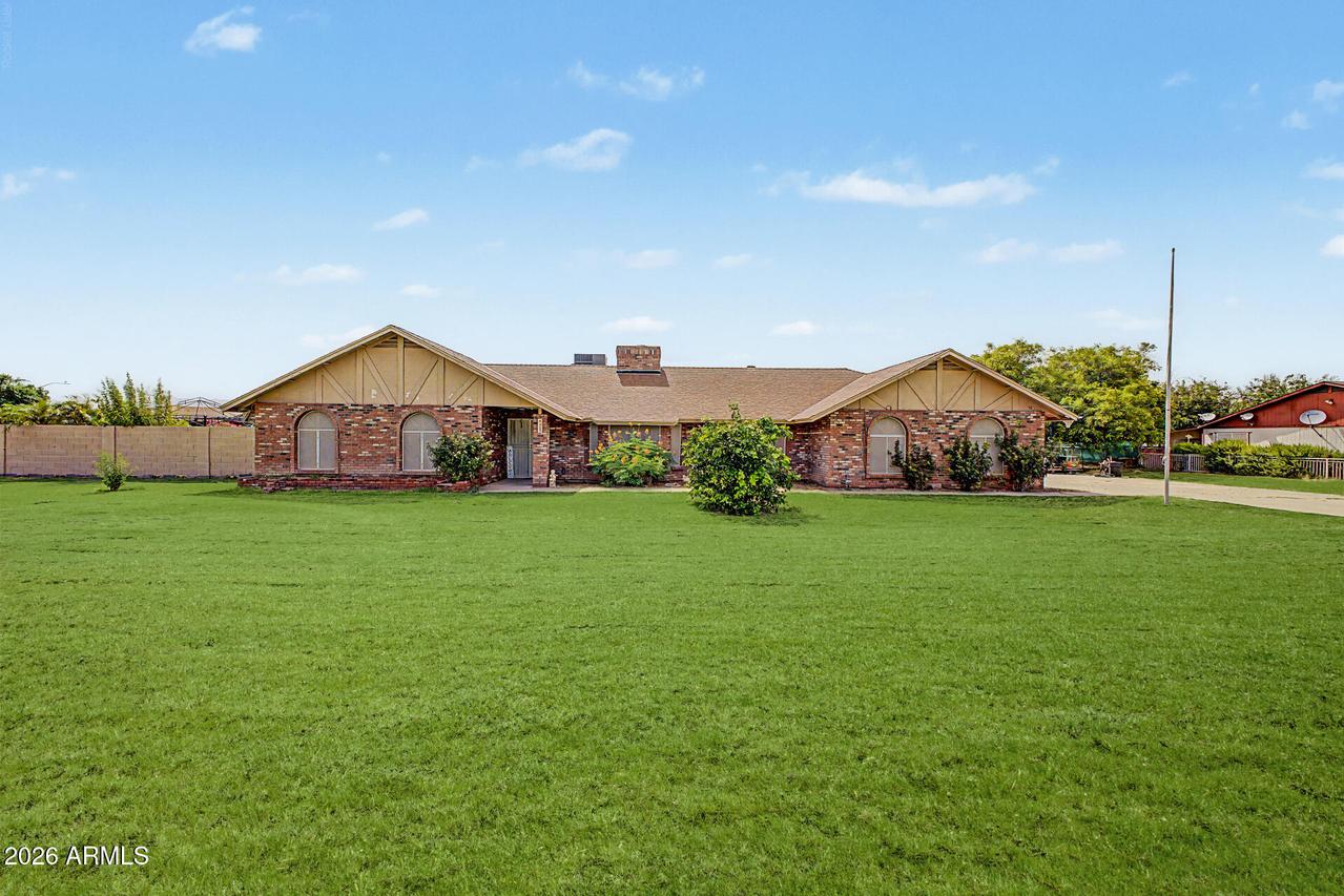 6622 S 66th Ave., Laveen, AZ 85339