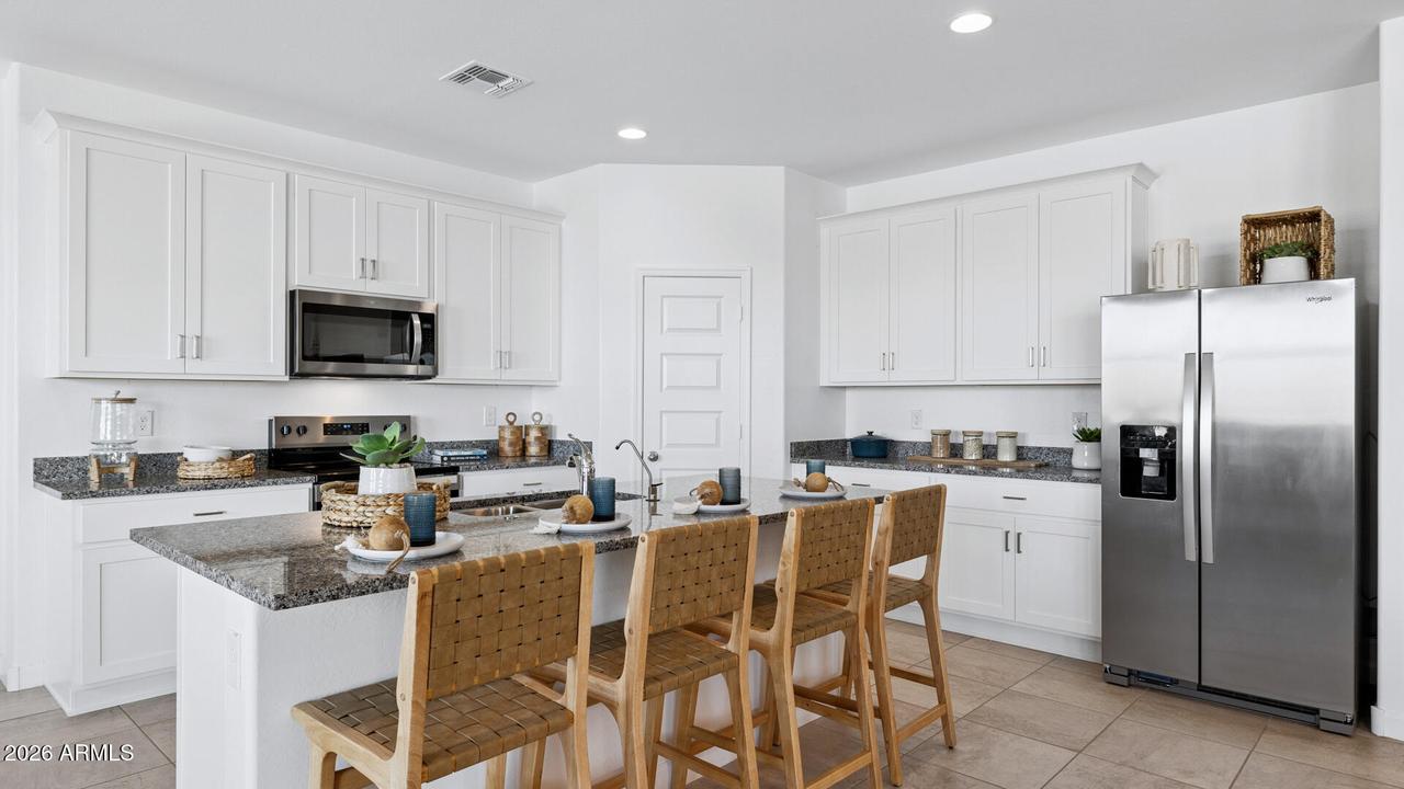 1509 E Currier Dr., Casa Grande, AZ 85122