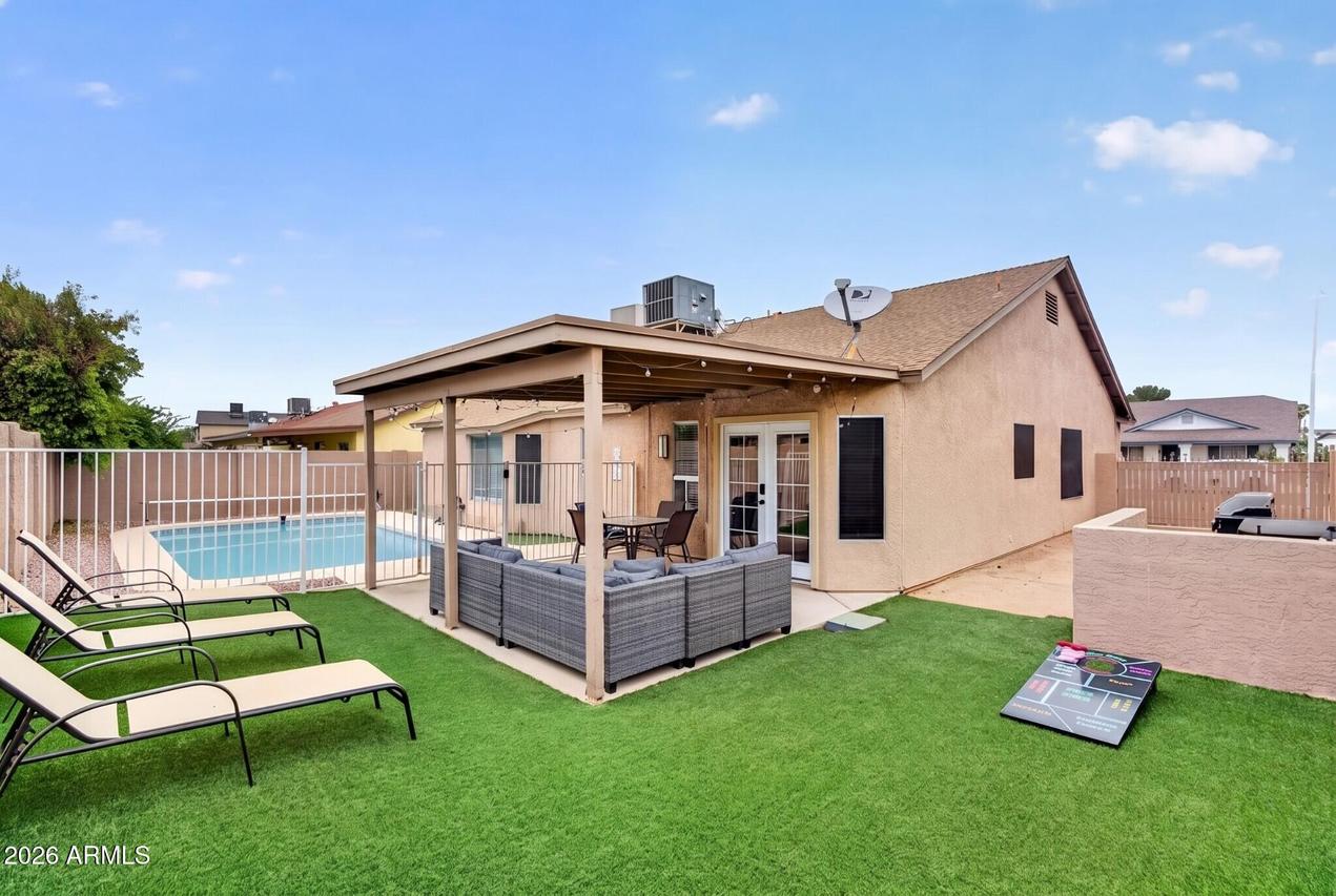 8947 W Sierra Vista Dr., Glendale, AZ 85305