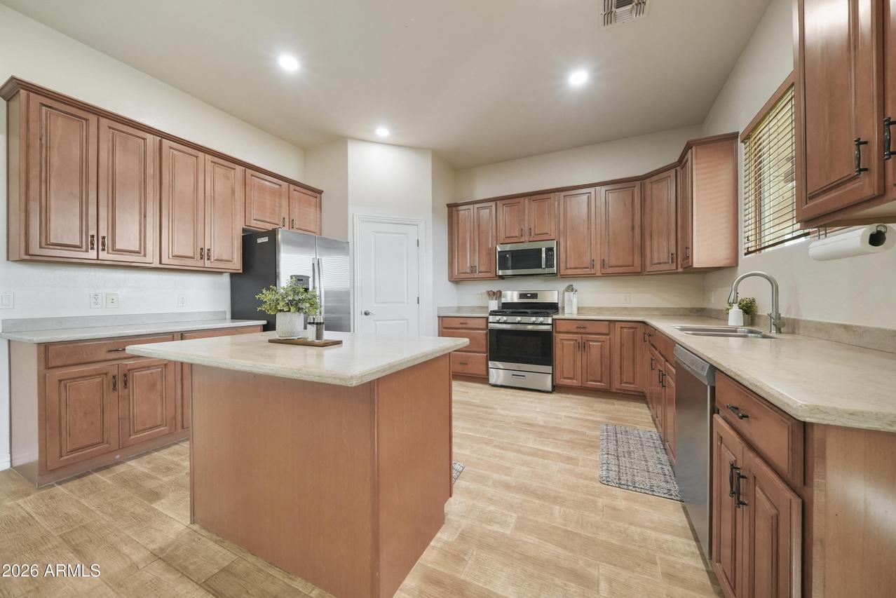 9858 N Faldale Rd., Casa Grande, AZ 85122