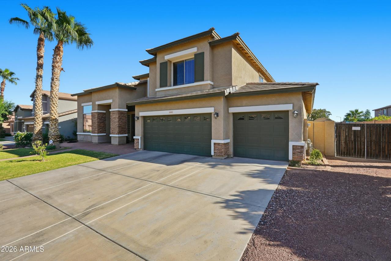 18391 W Port Royale Ln., Surprise, AZ 85388