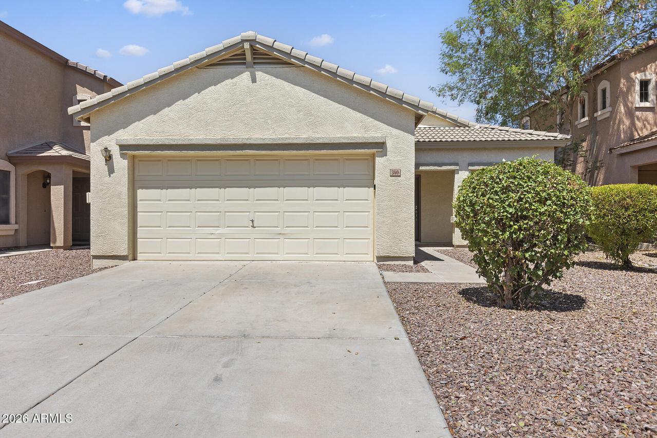 340 E Christopher St., San Tan Valley, AZ 85140