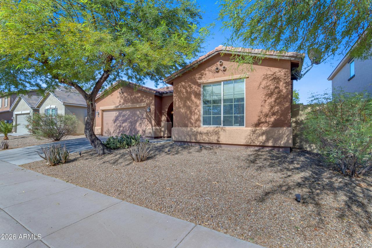 7913 S 41st Dr., Laveen, AZ 85339