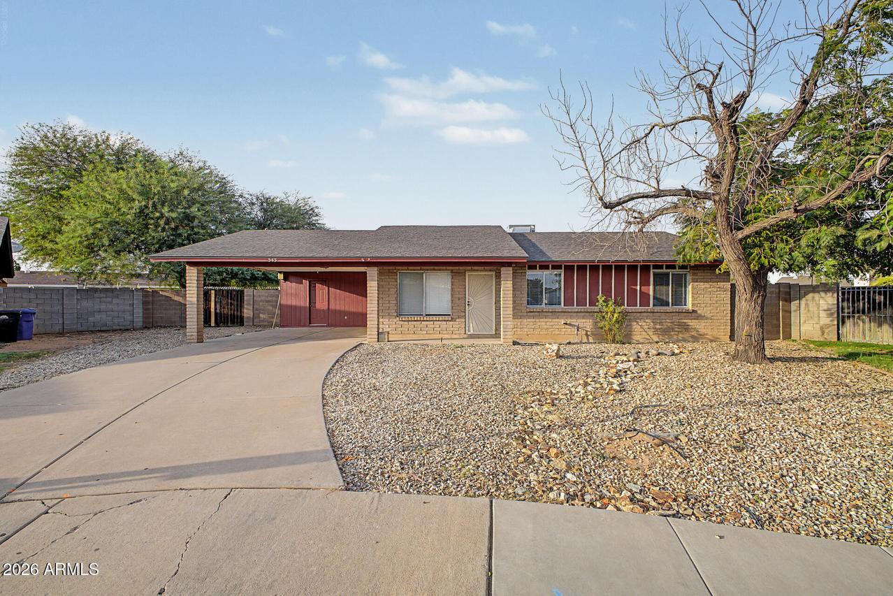 545 S Glennwood Cir., Mesa, AZ 85204