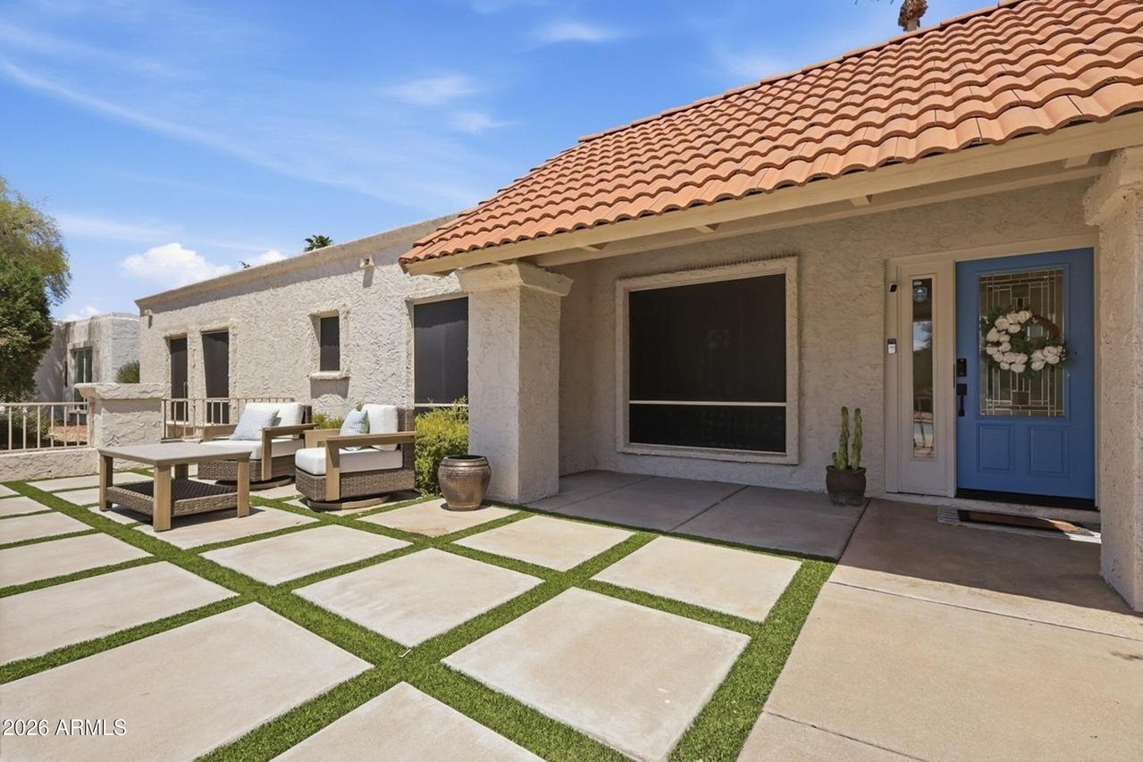 11041 N 44th St., Phoenix, AZ 85028