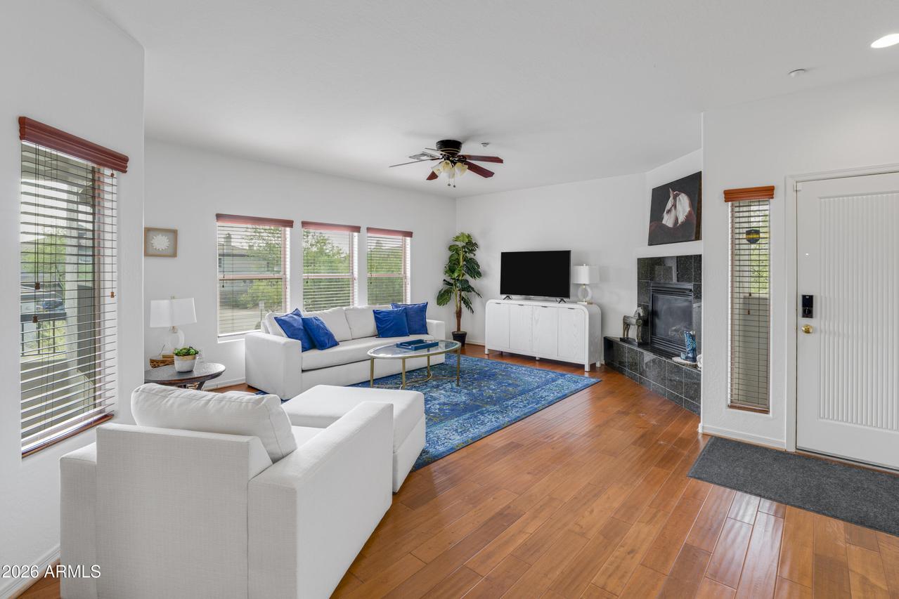 33550 N Dove Lakes Dr. #Unit 2027, Cave Creek, AZ 85331