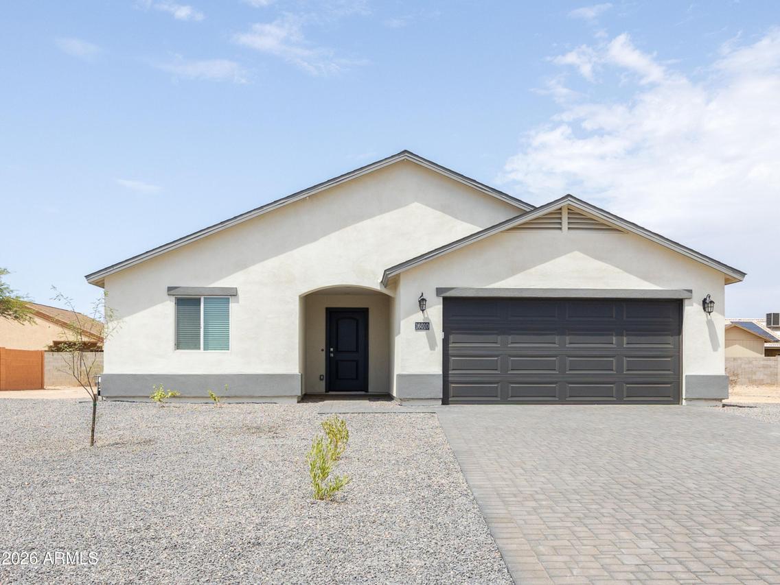 16010 S Maui Cir., Arizona City, AZ 85123