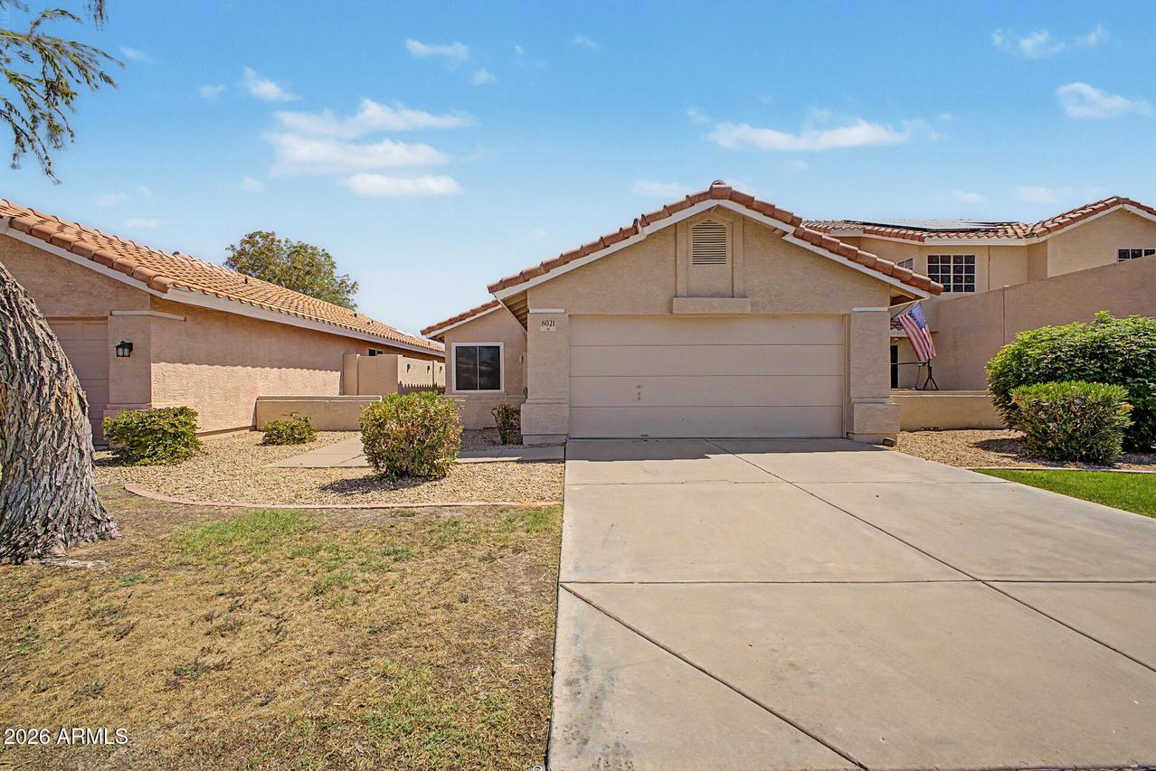 8021 W Paradise Dr., Peoria, AZ 85345