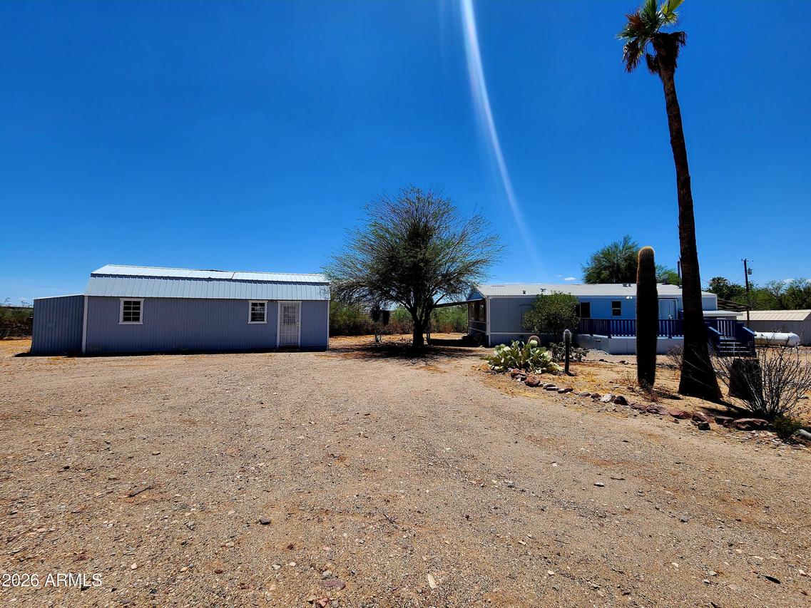 455 W Green Rd., Morristown, AZ 85342