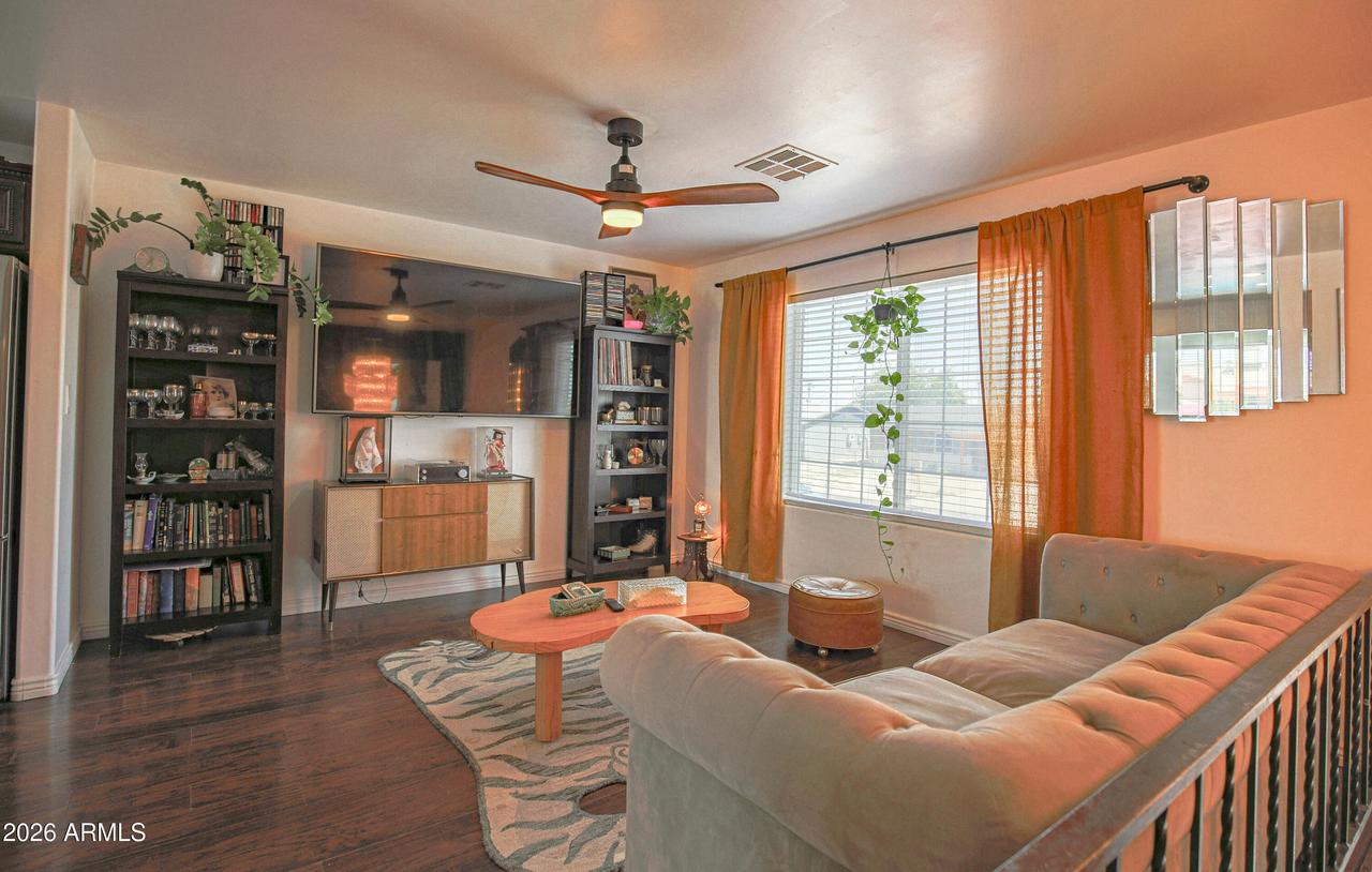 3724 W Charter Oak Rd., Phoenix, AZ 85029