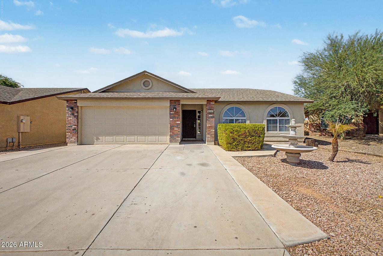 4986 E Magnus Dr., San Tan Valley, AZ 85140