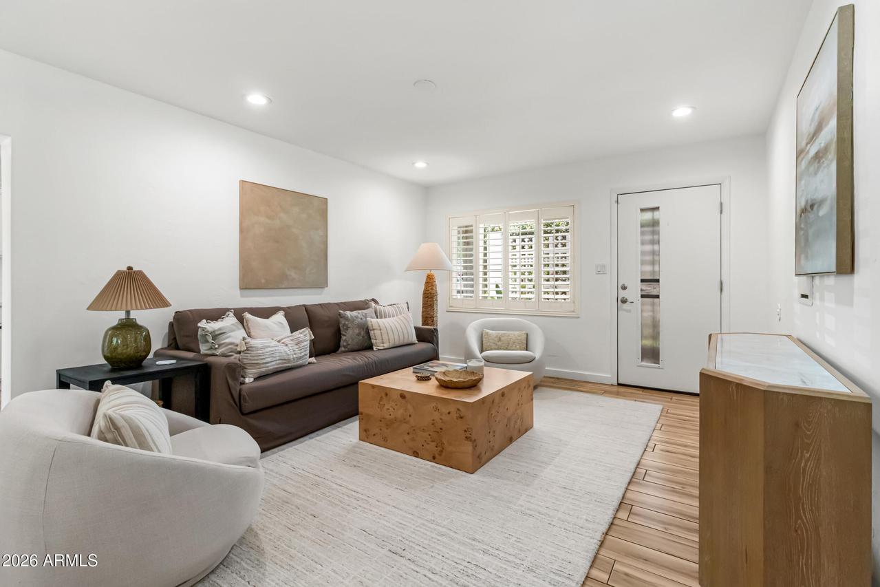 2534 E Meadowbrook Ave., Phoenix, AZ 85016
