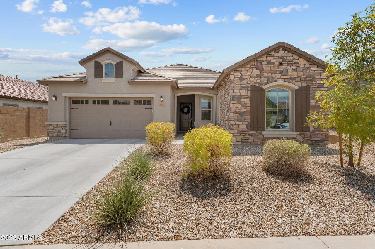18951 W Shaw Butte Dr., Surprise, AZ 85388