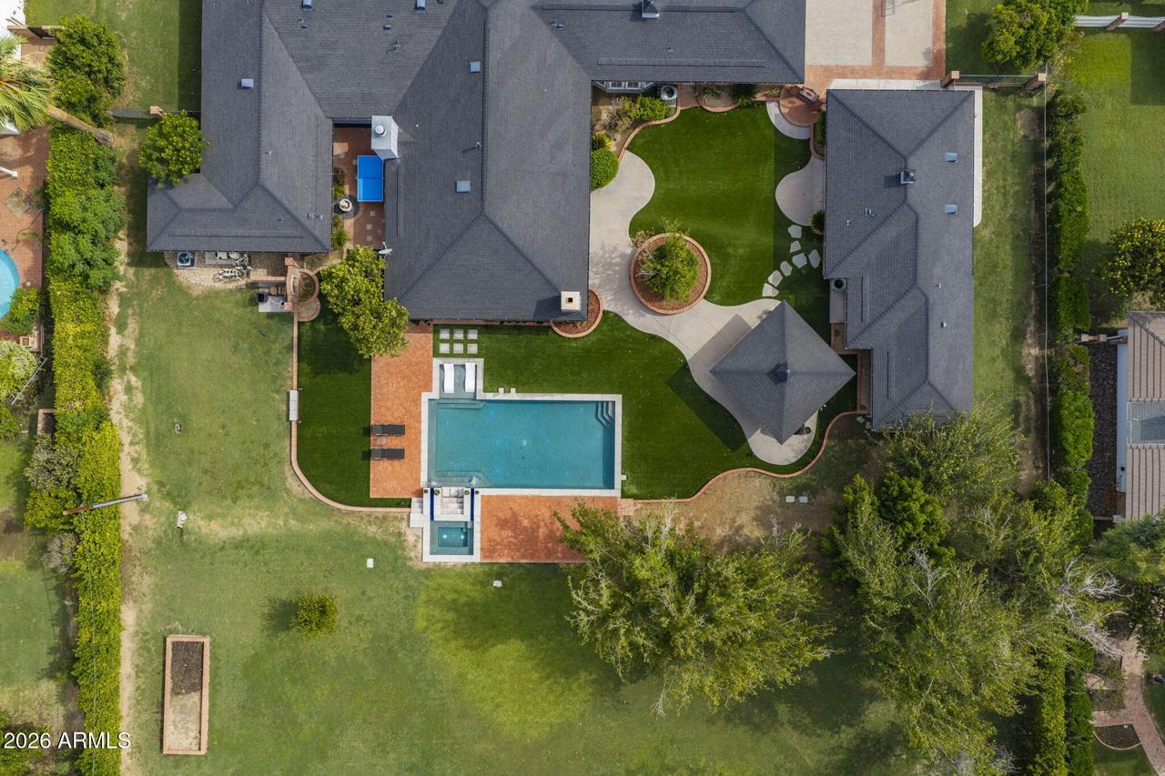 334 E Glenn Dr., Phoenix, AZ 85020