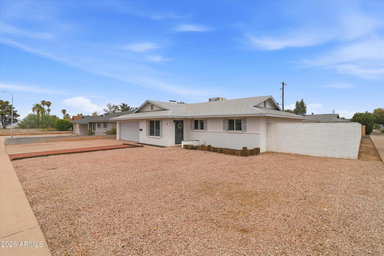 2 W Fairmont Dr., Tempe, AZ 85282