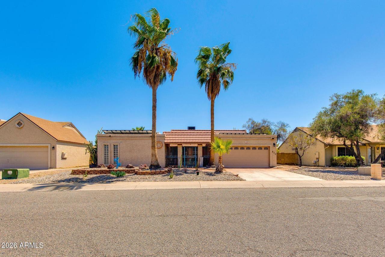 825 E Piute Ave., Phoenix, AZ 85024