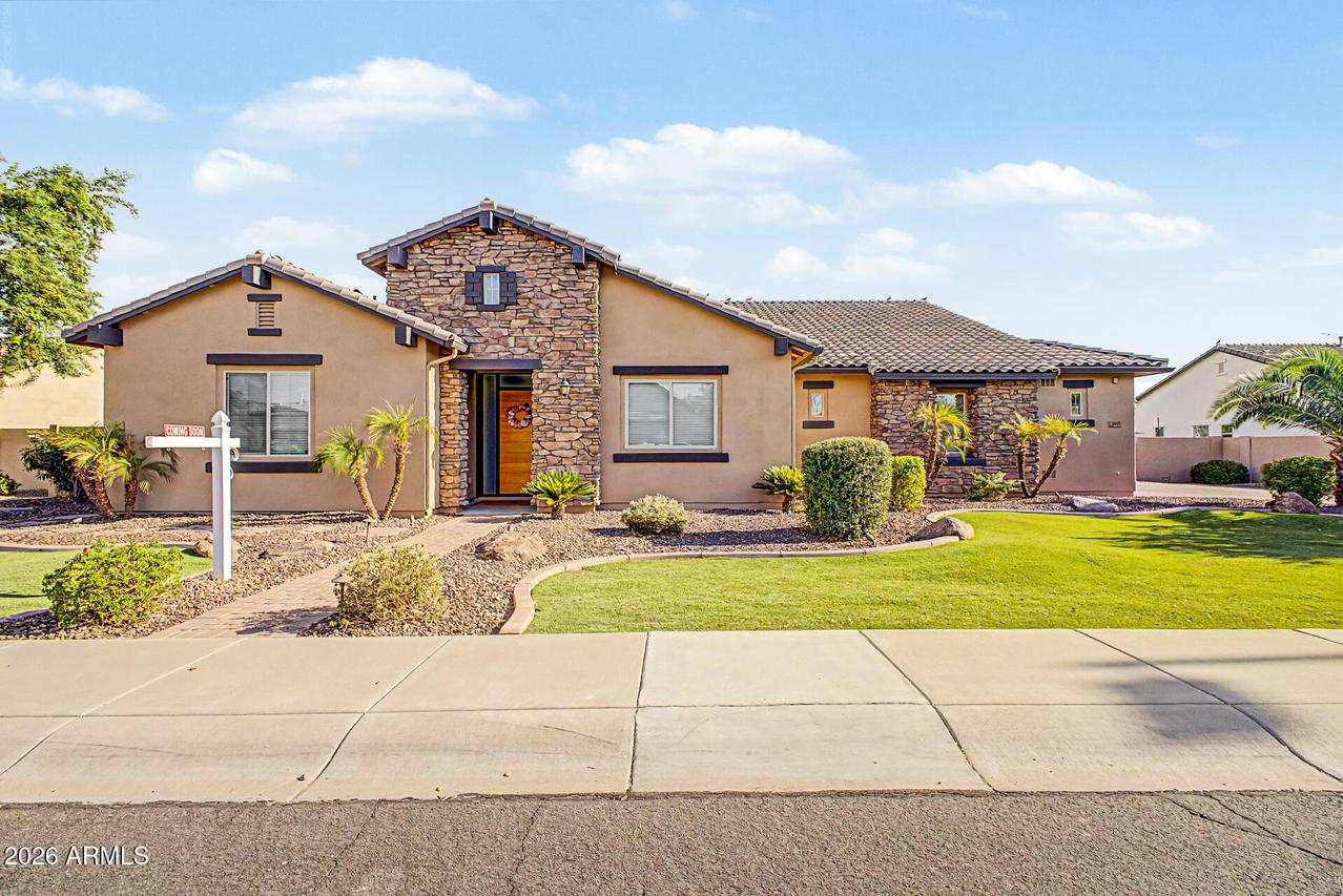 2855 E Warbler Rd., Gilbert, AZ 85297