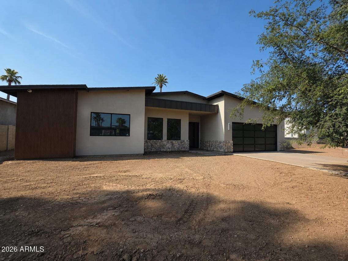 125 E Griswold Rd., Phoenix, AZ 85020