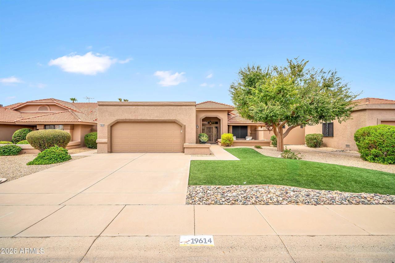 19614 N Bellwood Dr., Sun City West, AZ 85375