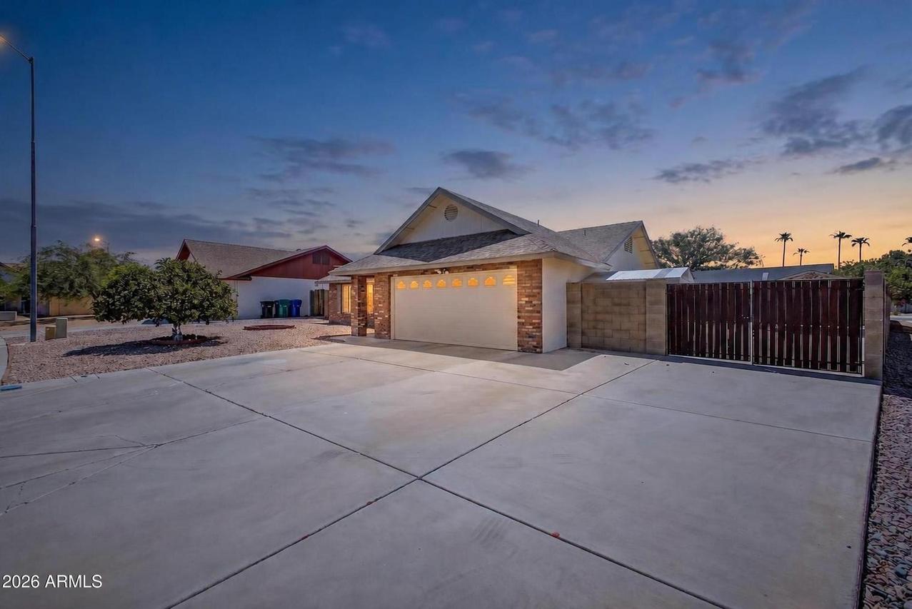 665 S Windsor, Mesa, AZ 85204