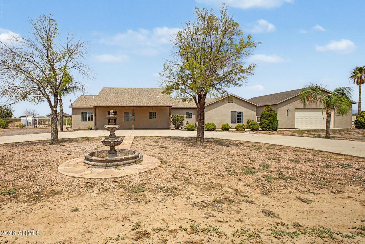 10644 E American Pride Dr., San Tan Valley, AZ 85143