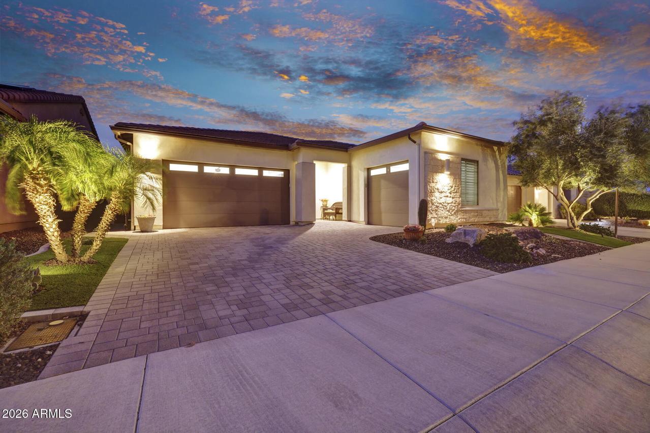 13436 W Duane Ln., Peoria, AZ 85383