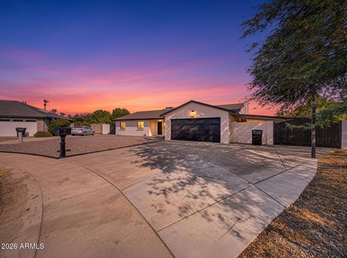 12615 N 49th Ave., Glendale, AZ 85304