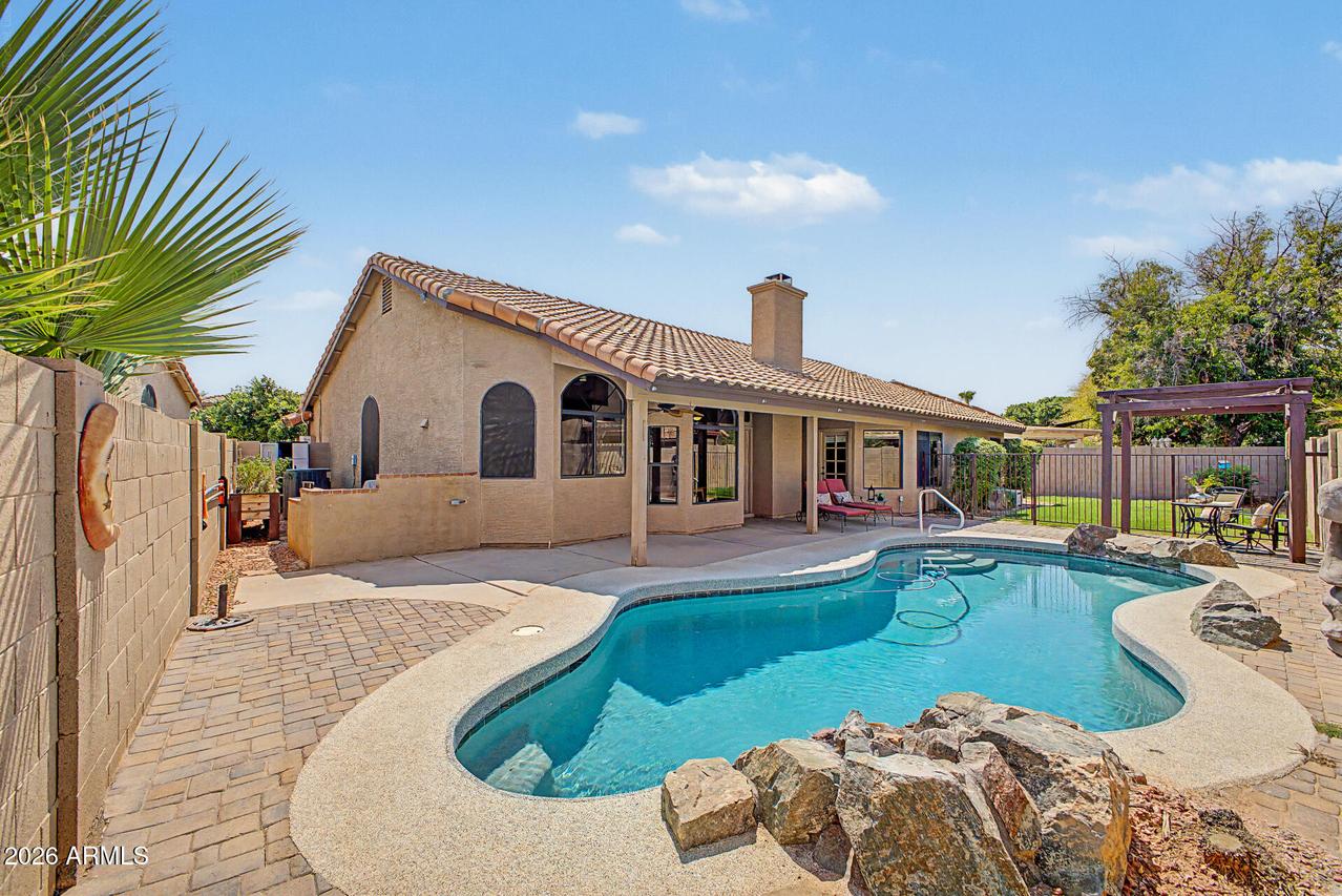 233 N Cottonwood Dr., Gilbert, AZ 85234