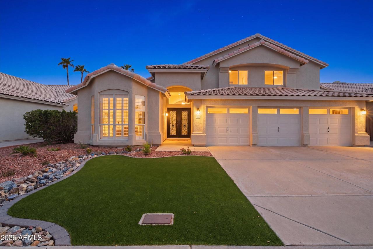 1331 W Beck Ln., Phoenix, AZ 85023
