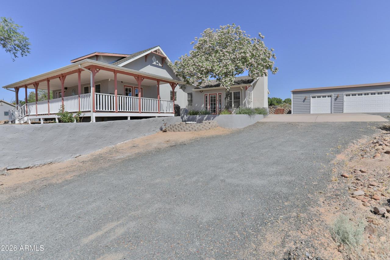 102 Crestview Rd., Holbrook, AZ 86025