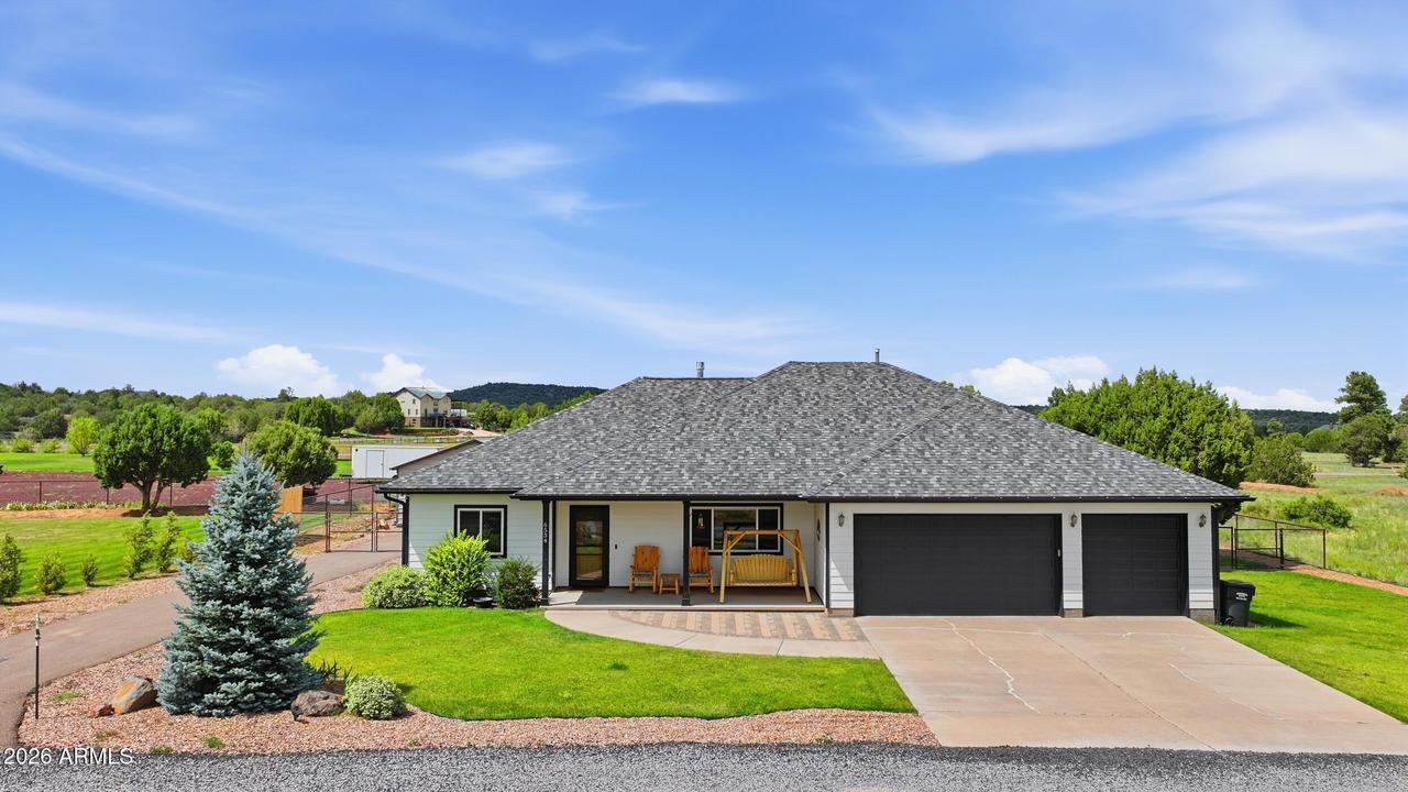 6534 Jardin Dr., Show Low, AZ 85901