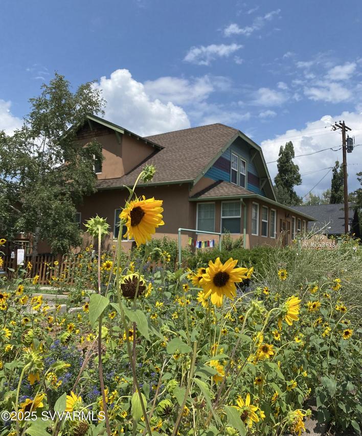 309 N Humphreys St., Flagstaff, AZ 86001
