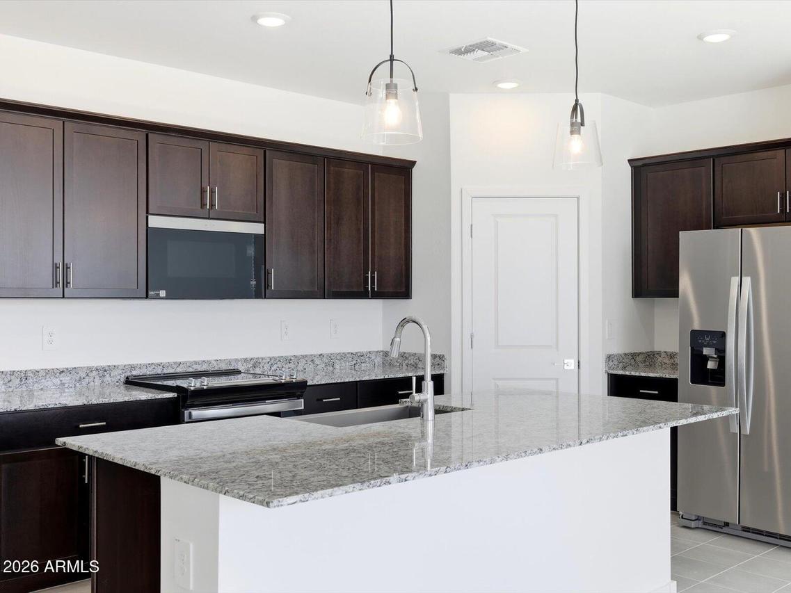 7412 E Tintype Rd., San Tan Valley, AZ 85143