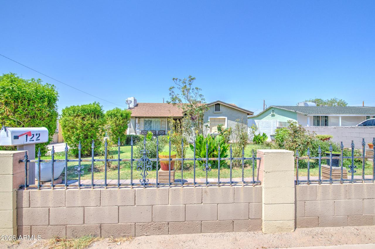 122 W Grove St., Phoenix, AZ 85041