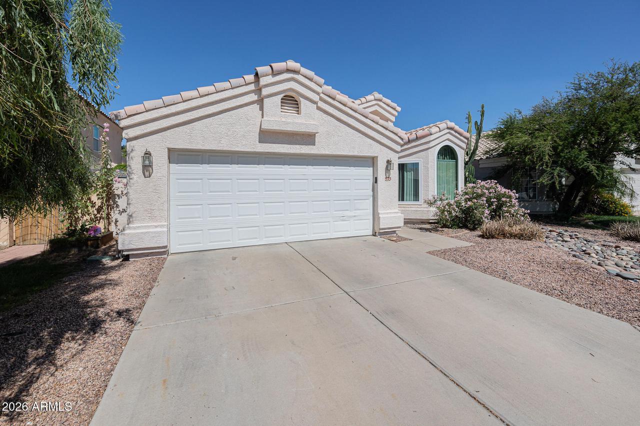 925 S Sailfish Dr., Gilbert, AZ 85233