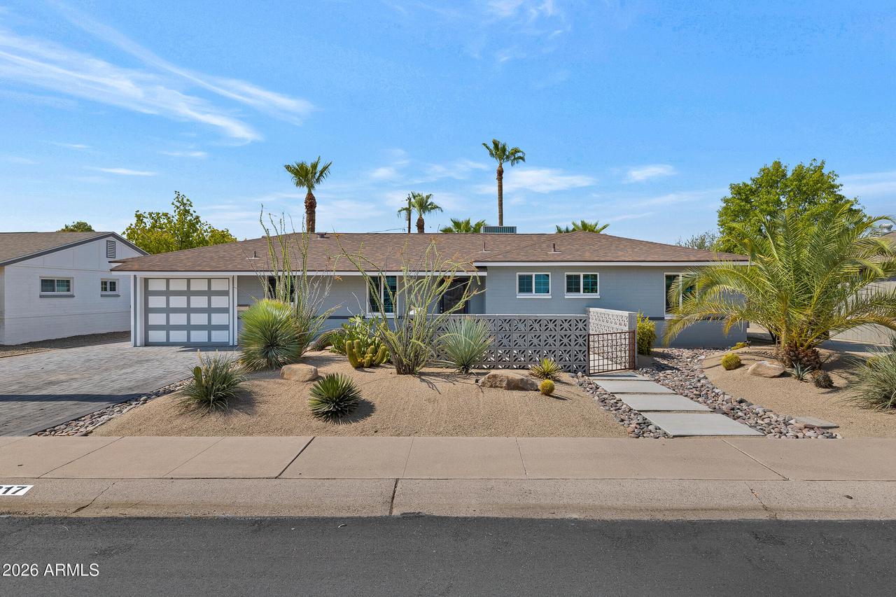 817 W Oregon Ave., Phoenix, AZ 85013