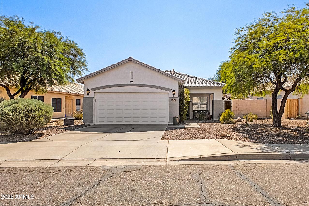 25220 N 41st Ave., Phoenix, AZ 85083
