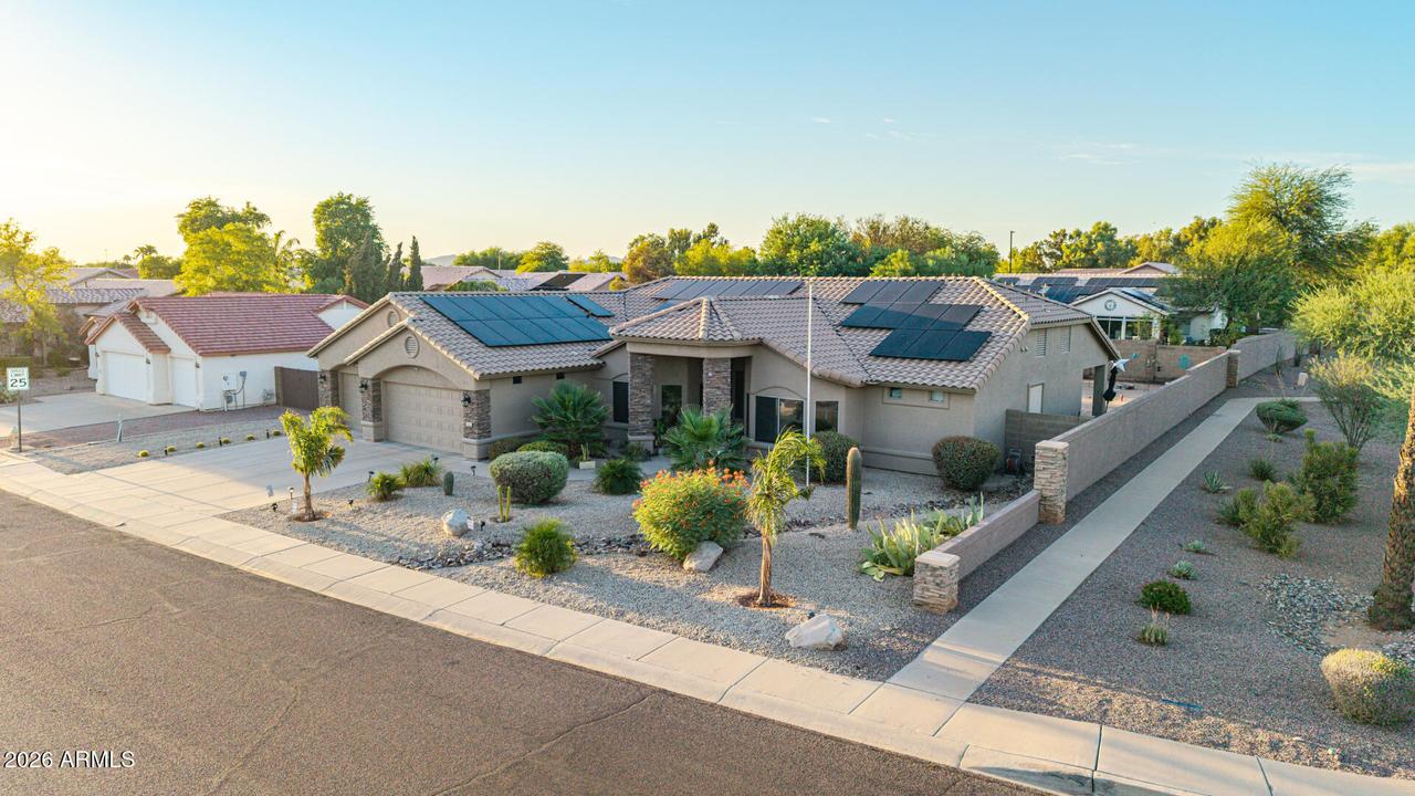 240 E Pebble Tr., Casa Grande, AZ 85122