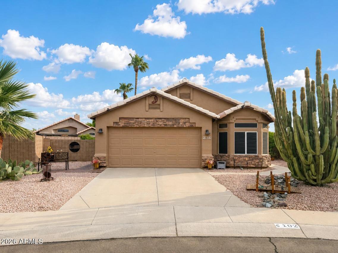 102 W Morrow Dr., Phoenix, AZ 85027